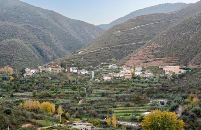 Mountain Getaway in Laroya - Photo 32