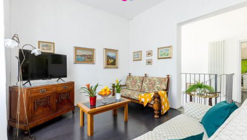 GuestHost - Station Oasis with Parking and Garden - Foto 3