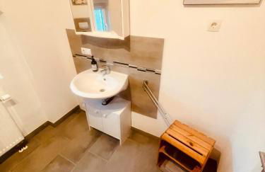 Alter Stall - Photo 10