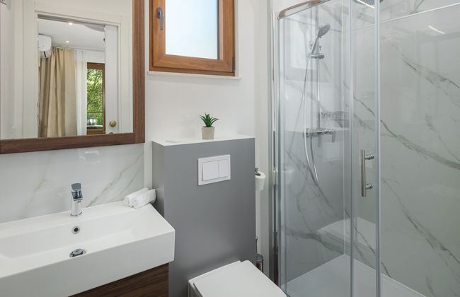 Luxury Bay Villa with private hot tub - Foto 19