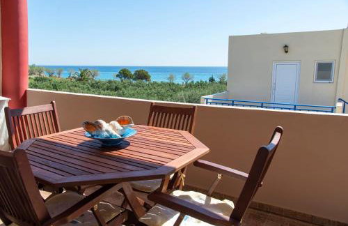 Coastal Charm-Getaway to Artichoke's Seaside Oasis - Foto 1