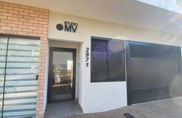 Stúdio de 1 Quarto, Wifi 500mb, Condominio com Elevador, 1 Vaga de Garagem, Cozinha Completa - Indicado para Grupos, Hospedes a Trabalho, Família e Pets - Foto 9