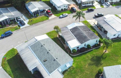 Cypress Lakes 55+ Seasonal Getaway - Foto 48