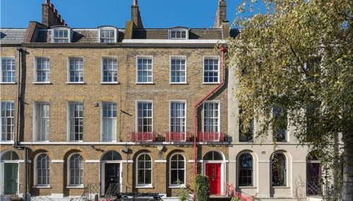 Entire Ground Floor Flat, Free Off-Street Parking and Large Garden - Foto 1