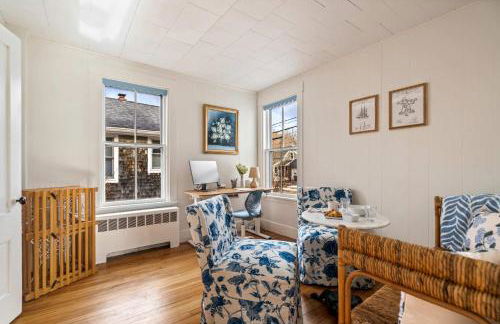 The Curator's Retreat For 8 - Photo 36