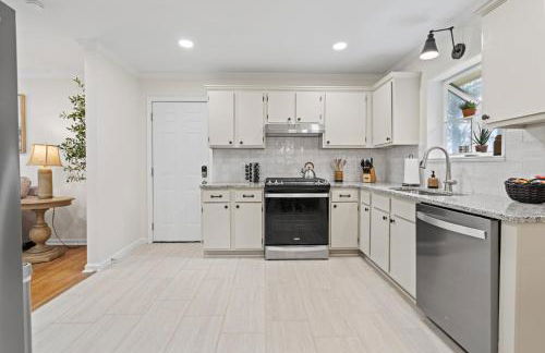 Serene 3BR Pet-Friendly Getaway Near Cartersville - Photo 11