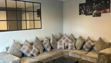 The luxe by Viennese Aparts 2 Bedroom! - Foto 2