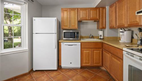 Townhome in No VA, 40 Mins to DC, Pets OK, Fast WiFi - Foto 4