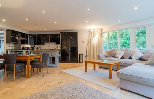 Trewhiddle Retreat V11 by Together Travel - Luxury 4-Bedroom Villa - Foto 12