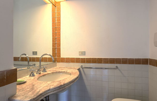 6 bedroom House in Scandicci with private pool and garden - Photo 14