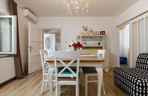 Holiday Home in Drni with Pool & Etnoland - Foto 17