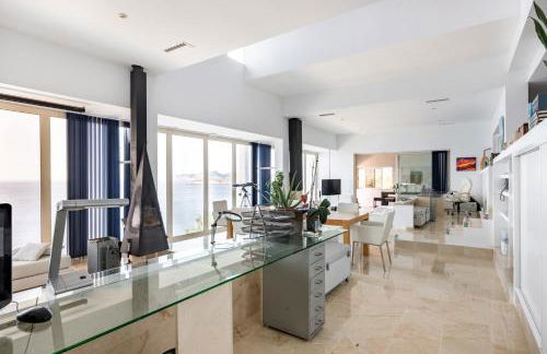 Exclusive Seafront Villa,Private Pool,Gym,BBQ - Foto 36