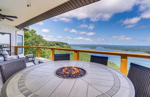 Luxe Home with Panoramic Greers Ferry Lake Views - Photo 31