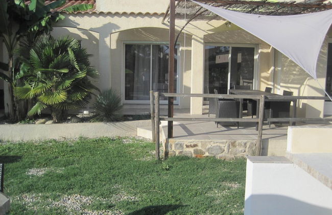 Chic Holiday Home in Pradons With Swimming Pool - Foto 24