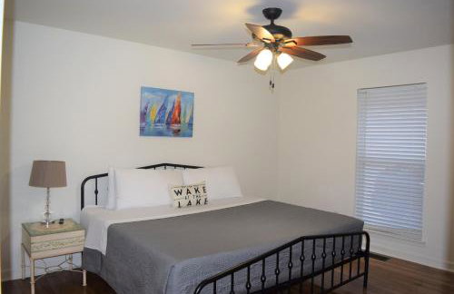 Gathering Place Big, with Dock, Fiber, and Tankless WH - Foto 20