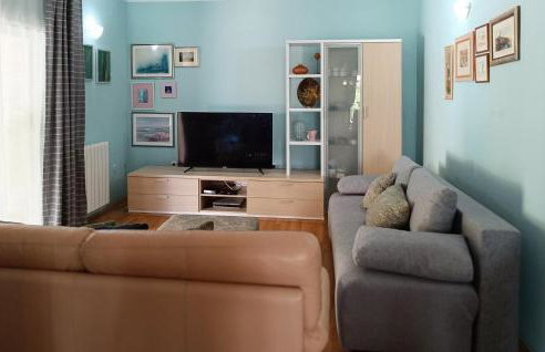 2 Bedroom Awesome Home In Zeliski - Foto 3