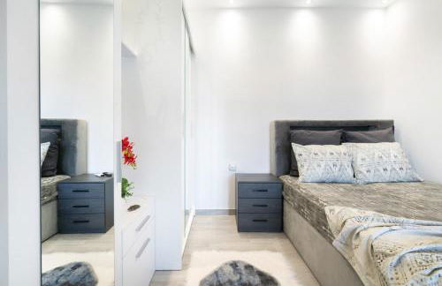 Zeffie's Studio - Photo 11