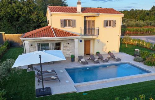 Vila Lavanda Muntrilj - Foto 1