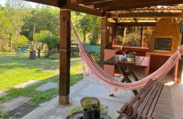 Um Chalé aconchegante no sítio em meio a natureza. - Foto 11