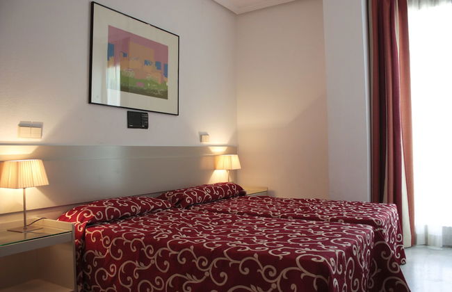 Hospedium Hotel Apartamentos Simón Verde - Photo 17