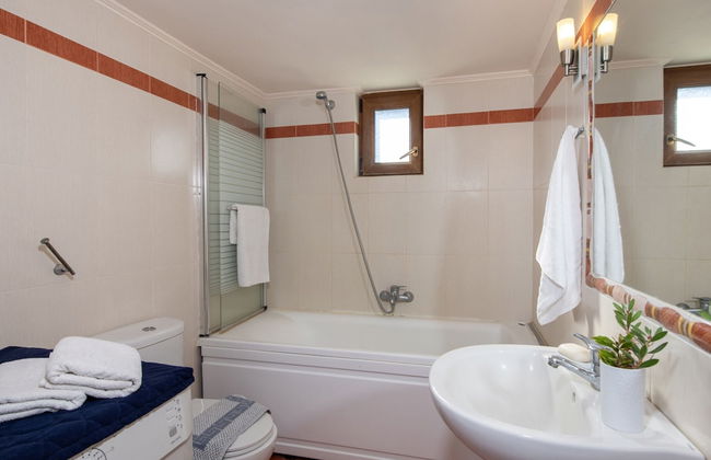 Modern Holiday Home in Sfakaki - Photo 15