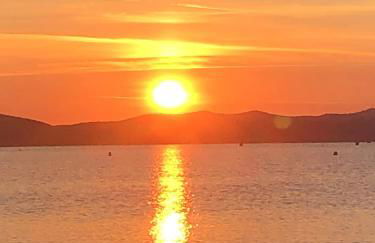 Chez Jo Duplex Terrasse vue mer Hyères - Foto 16