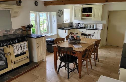 The Farmhouse - Photo 9