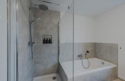 EXQUIS Luxus Apartment USM I Kamin I Terrasse I Parkplatz I Mercedes - Foto 15