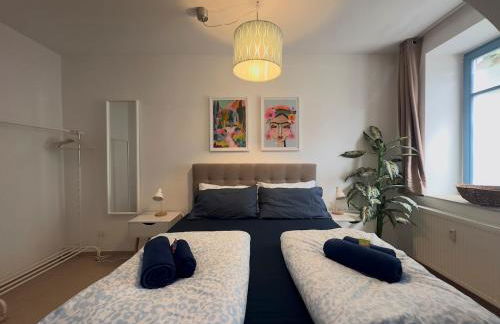 Modern 50sqm Apartment Sleeps 4 Free Parking - Foto 13