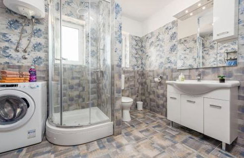 4 Bedroom Gorgeous Home In Lisicic - Foto 37