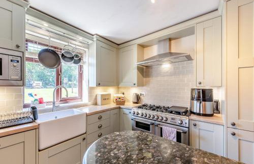 Egmont Farmhouse - Photo 14