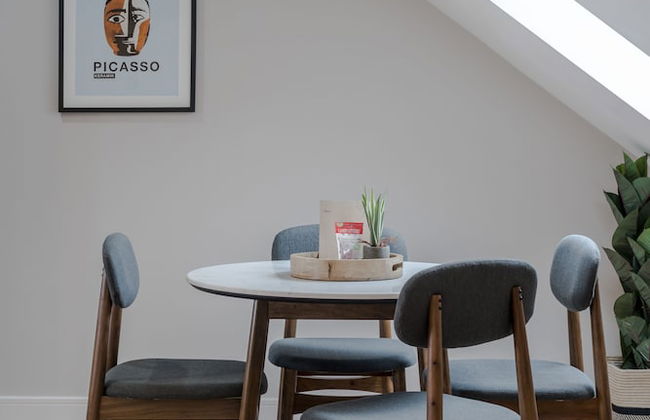 Your Apartment Shepherd's Bush - Photo 19