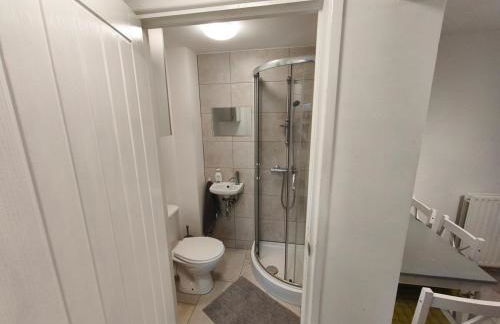 Spacious family home - Photo 6