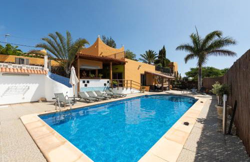 Villa la Atlantida - Photo 1