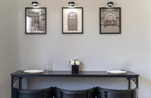 Stylish Secret, 1 FREE Parking, Sleeps 8, Walk to train and Red Bull Arena, 20 Percent OFF - Foto 37