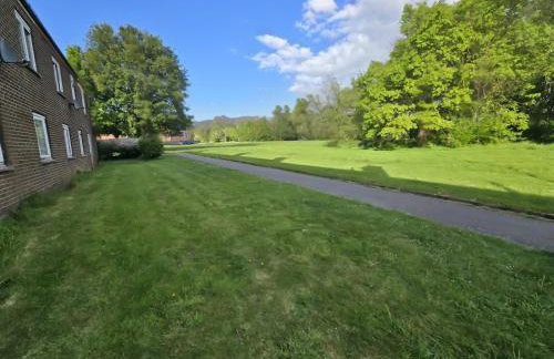 2ndHomeStays- Willenhall-A Serene 3 Bed House with a Garden View-Suitable for Contractors and Families-Sleeps 9 - 7 mins to J10 M6 and 21 mins to Birmingham - Foto 24