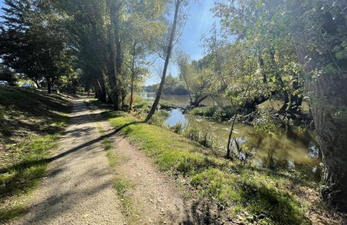 Gîte Historique à Tours avec Jardin et WIFI Inclus - FR-1-381-635 - Foto 4