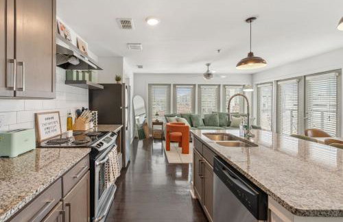 Reynoldstown Lux 2BR, Rooftop Deck, Near Beltline & Downtown, Free Parking - Foto 14