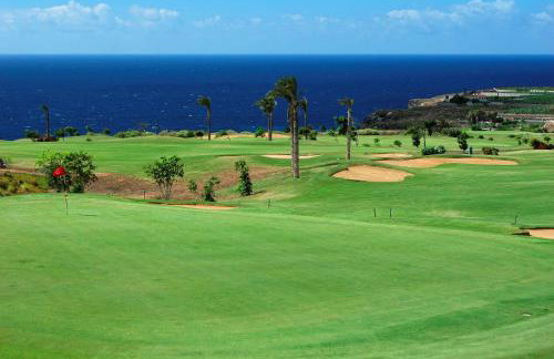 Penthouse with Sea and Golf Views 50m2 Terrace 2 Bedrooms 2 Bathrooms Elviria - Foto 12