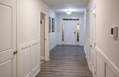 Clayton 6-Beds Family Home Near Raleigh Sleeps 12 - Foto 32