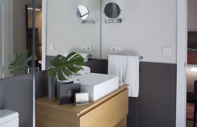 Casagrand Luxury Suites Barcelona - Photo 68