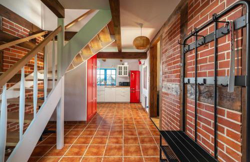 Kaszuby, dom kaszubski nad jeziorem Danielowa Dolina - Foto 25