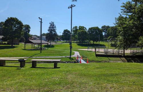 Modern home steps to historic downtown Salisbury - Foto 32