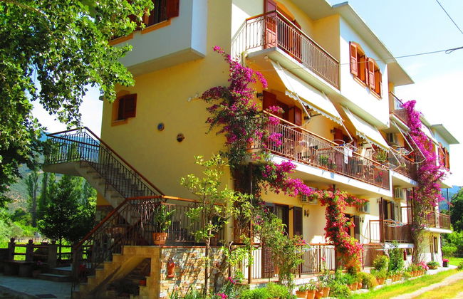 Pandora Studios - Foto 1