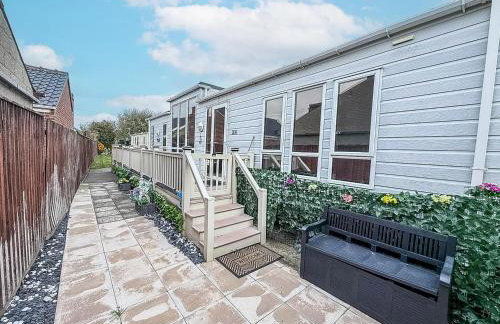 Stunning Caravan With Large Decking At California Cliffs In Norfolk Ref 50001Oc - Foto 21
