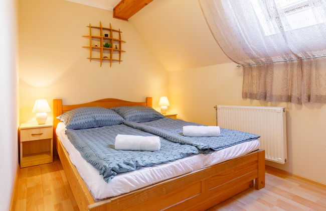 3 bedroom Apartment in Siófok with garden - Photo 9