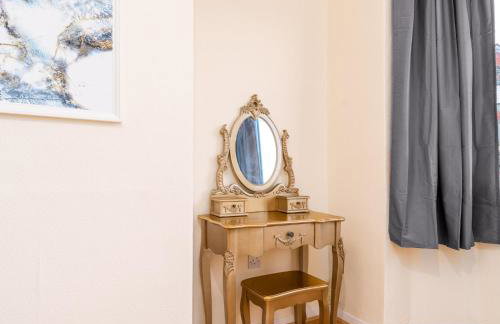 Spacious 3 Bed House - Garden - Netflix - Free Street Parking - Harborne 122G - Foto 22