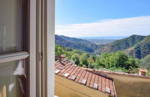 5 Bedroom Amazing Home In Fabbiano - Foto 22