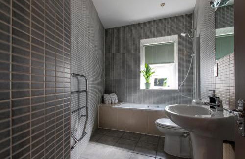 Round House Apartments - Photo 117