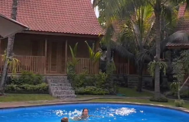 Villa Lova Sambirenteng - Foto 13